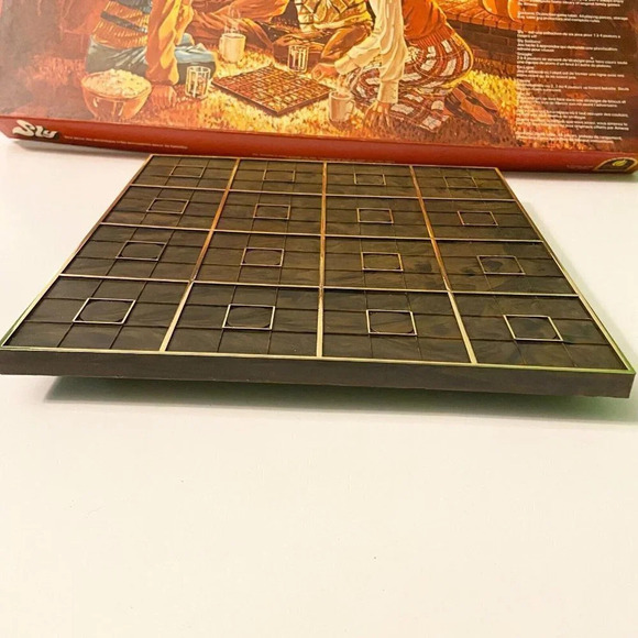 Vintage 1975 Sly Board Game Bilingual Fireside Game From Amway  Complete - Picture 6 of 10